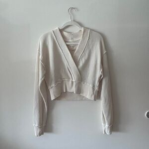 American Eagle Cream Crossover Cropped Sweatshirt • Women’s Cozy Pullover